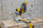DEWALT DWS779 SLIDING COMPOUND MITER SAW